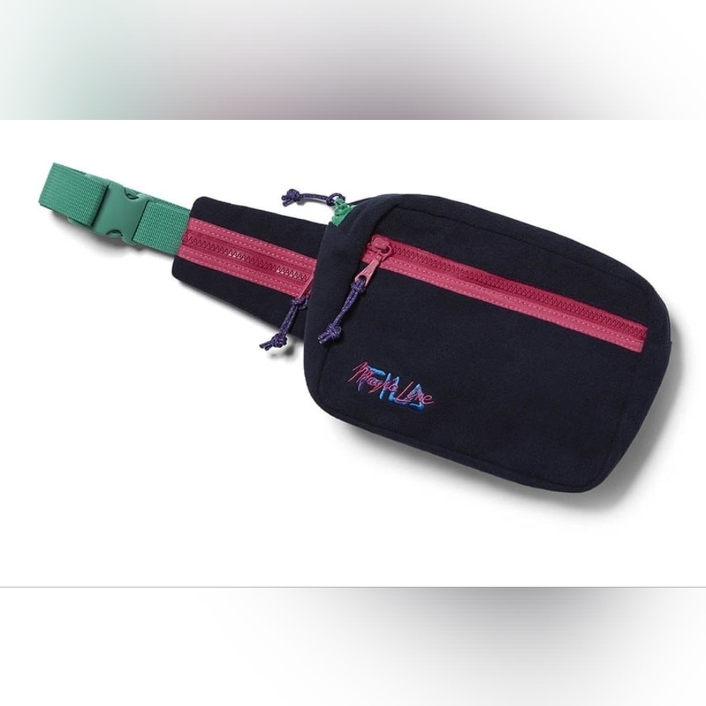 EUC Fila Magic Line Navy Pink and Turquoise 80s Inspired Fleece Fanny Pack